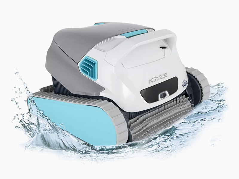 Dolphin Active 20 Splashing