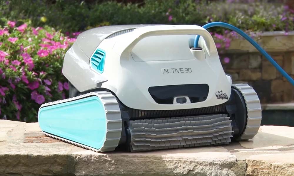 Dolphin Active 30 Pool Vacuum