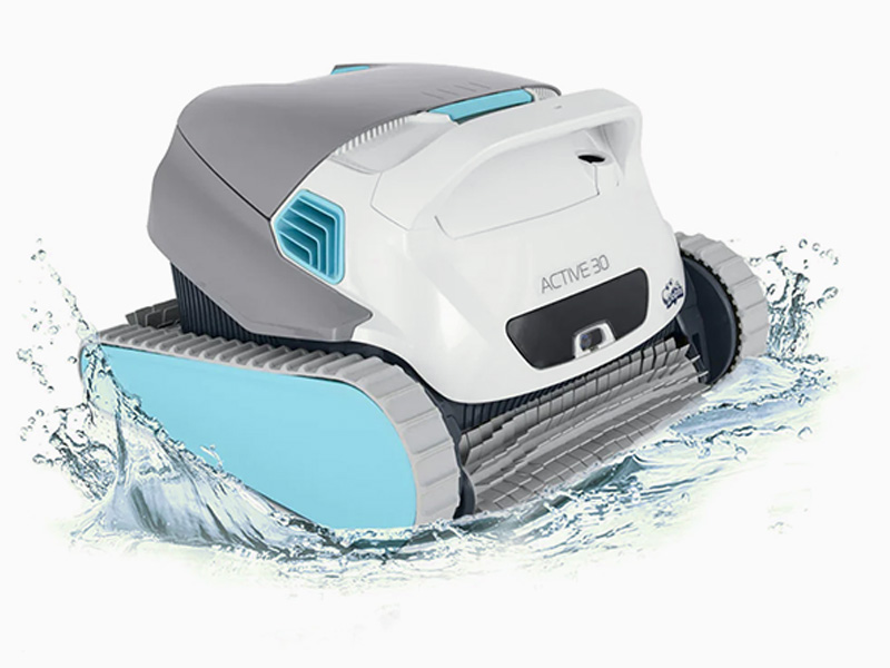 Dolphin Active 30 Splashing