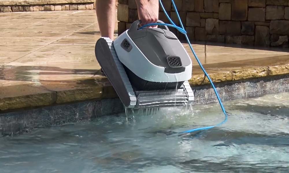 Dolphin Advantage Pro Robotic Pool Lightweight