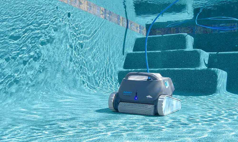 Dolphin Advantage Ultra Robotic Pool Cleaner Cleaning Pool