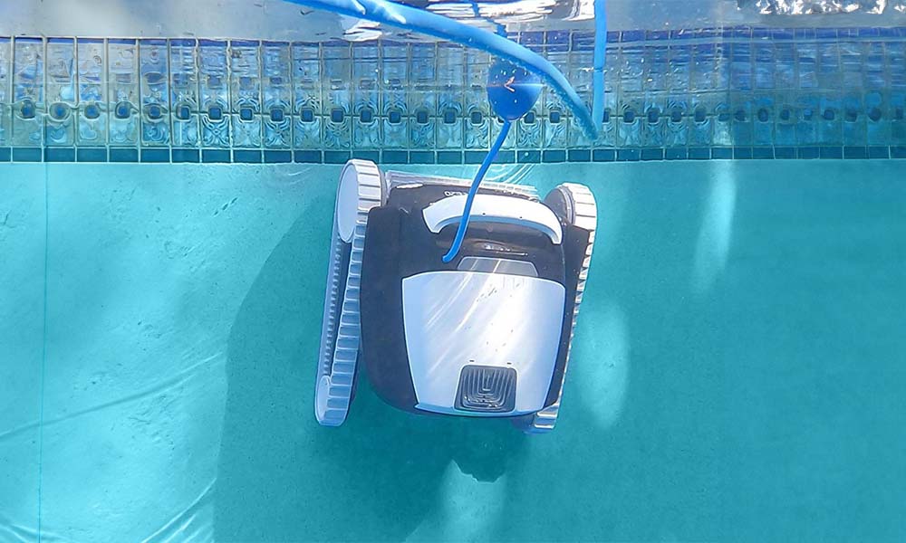 Dolphin Explorer E20 Robotic Pool Cleaner Wall Climbing