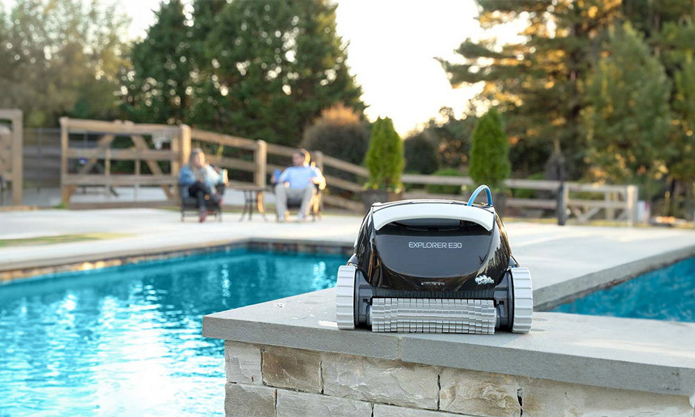 Dolphin Explorer E30 Pool Robot