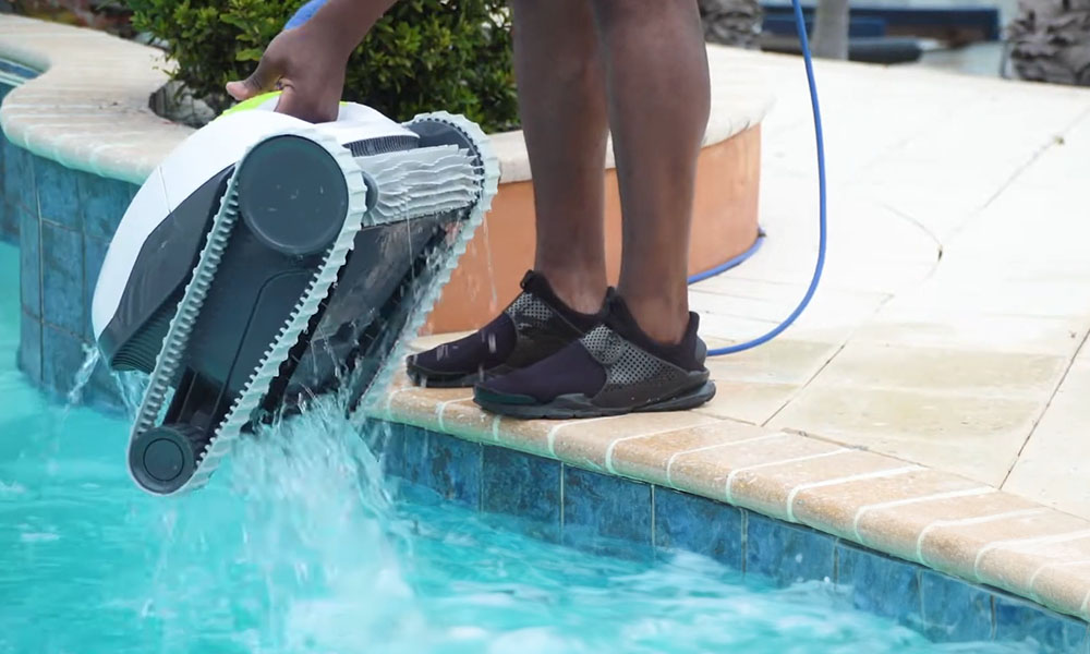 Dolphin T25 Robotic Pool Lightweight